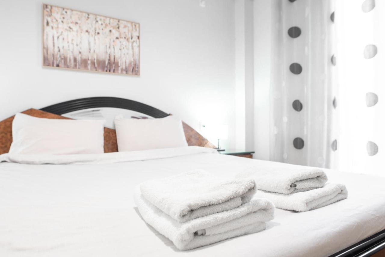 Cozy Cityscape Apartment In Atenas Exterior foto